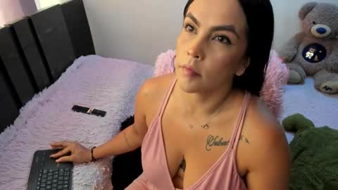 Snapshot of monicaharrison chatting on May 2026 03:18:02 PM monicaharrison online show from May 2026 03:18:02 PM
