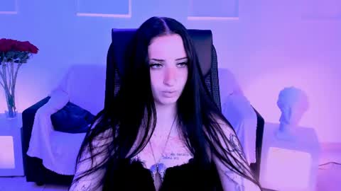 monicalowes online show from July 2026 07:37:02 AM