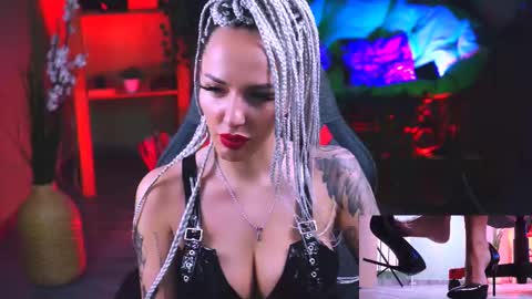 Monika online show from February 2025 12:05:02 PM