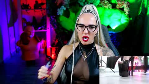 Monika online show from October 2025 11:42:01 AM