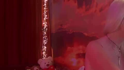 Monika    online show from December 2025 02:16:02 AM