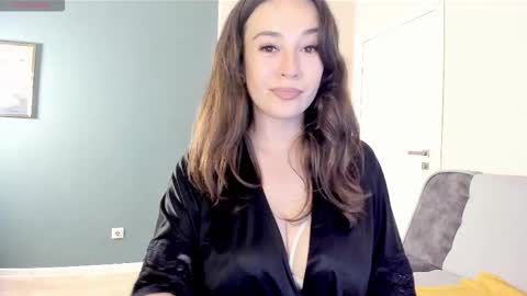 Monika online show from September 2025 04:19:02 PM