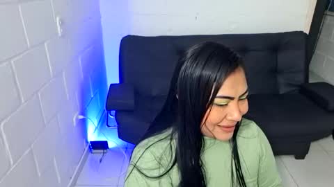 monikk__harrison online show from March 2026 11:33:02 AM