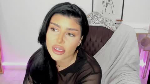 Snapshot of moniqueeass chatting on May 2026 07:37:01 AM Alessia online show from May 2026 07:37:01 AM