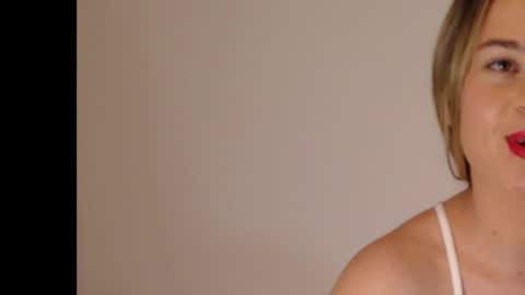 Snapshot of monita25_ chatting on October 2025 03:36:02 AM Camila online show from October 2025 03:36:02 AM