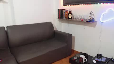 Snapshot of monkey_uchiha77 chatting on February 2025 08:10:01 PM simon dice online show from February 2025 08:10:01 PM