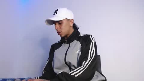 Snapshot of monkey_uchiha77 chatting on January 2026 01:38:02 PM simon dice online show from January 2026 01:38:02 PM