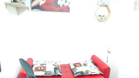 Snapshot of monserrat_diva chatting on March 2026 06:51:01 PM monserrat_diva online show from March 2026 06:51:01 PM