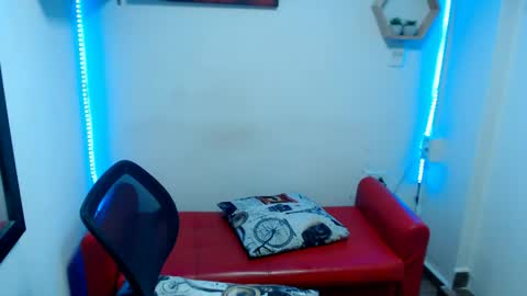 Snapshot of monserrat_diva chatting on March 2026 07:59:01 PM monserrat_diva online show from March 2026 07:59:01 PM