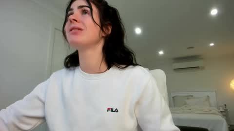 Snapshot of monslifex chatting on September 2025 11:21:01 PM Mons life online show from September 2025 11:21:01 PM