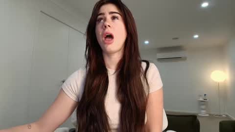 Snapshot of monslifex chatting on October 2025 10:12:01 PM Mons life online show from October 2025 10:12:01 PM