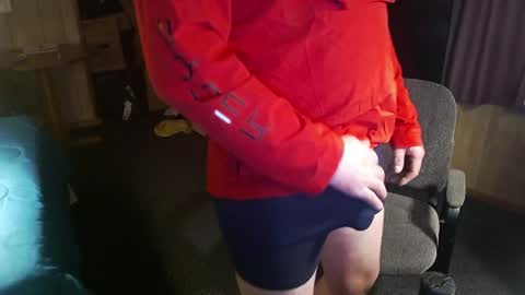 Snapshot of montana6897 chatting on December 2024 08:11:02 AM Kingalby817 online show from December 2024 08:11:02 AM