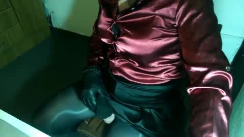 Snapshot of montero81 chatting on September 2025 10:10:02 PM Sabrina online show from September 2025 10:10:02 PM