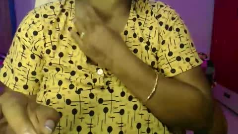 Maya online show from November 2025 05:20:01 AM