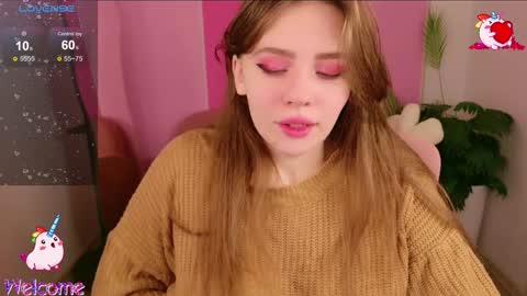 Snapshot of moon__bunny chatting on February 2026 12:41:02 PM Moon Bunny online show from February 2026 12:41:02 PM