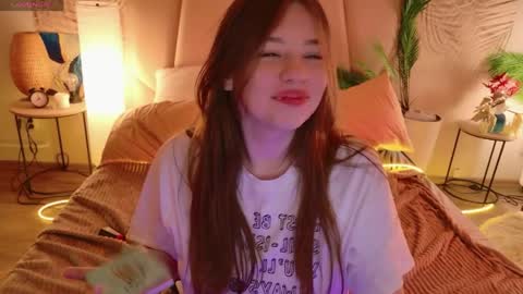 Moon  Bunny online show from April 2026 12:10:01 PM