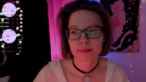 Snapshot of moon__girl chatting on November 2025 09:02:01 PM Roxy online show from November 2025 09:02:01 PM