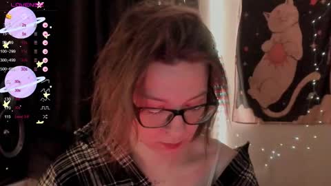 Snapshot of moon__girl chatting on February 2026 06:06:01 PM Roxy online show from February 2026 06:06:01 PM