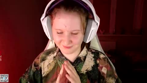 Lola online show from September 2025 05:46:02 PM