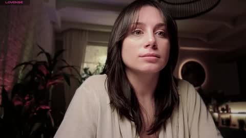 Luna  online show from December 2024 07:16:01 AM