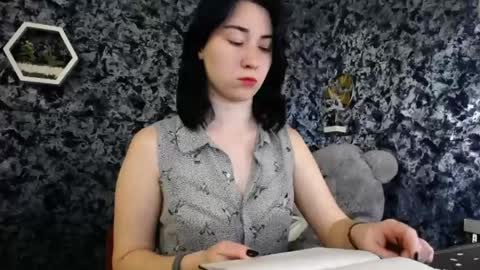 Diana online show from May 2026 07:24:02 AM