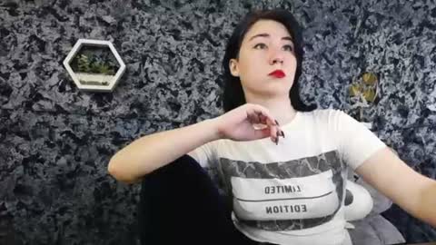 Snapshot of moon_foxy_ chatting on June 2026 06:50:01 PM Diana online show from June 2026 06:50:01 PM