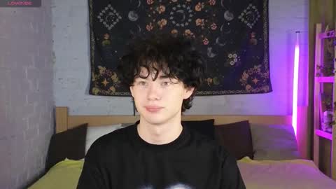 Snapshot of moon_gloww chatting on February 2026 05:53:01 PM moon_gloww online show from February 2026 05:53:01 PM