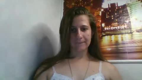 Snapshot of moon_secret_ chatting on May 2026 05:20:01 PM moon_secret_ online show from May 2026 05:20:01 PM
