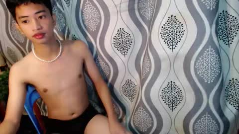 Snapshot of moonboy398577 chatting on December 2025 12:23:02 PM Josh online show from December 2025 12:23:02 PM