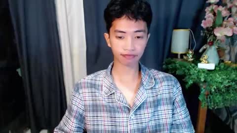 Snapshot of moonboy398577 chatting on January 2026 07:54:01 AM Josh online show from January 2026 07:54:01 AM