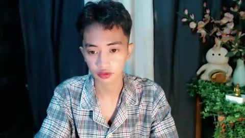 Snapshot of moonboy398577 chatting on January 2026 12:21:01 PM Josh online show from January 2026 12:21:01 PM