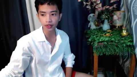 Snapshot of moonboy398577 chatting on February 2026 08:31:01 AM Josh online show from February 2026 08:31:01 AM