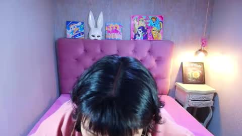 Charlotte online show from May 2026 07:08:01 PM