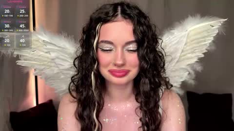 moonfaairy online show from March 2026 06:58:02 PM