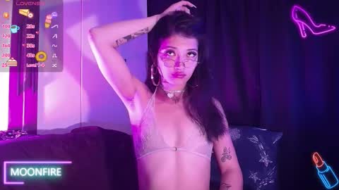 Snapshot of moonfiredance chatting on November 2025 02:55:02 AM Nicky online show from November 2025 02:55:02 AM