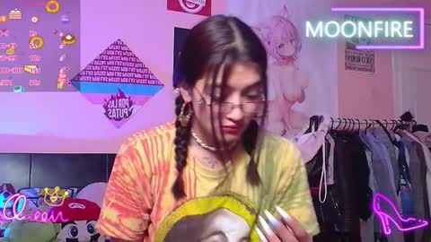 Snapshot of moonfiredance chatting on January 2026 03:23:01 AM Nicky online show from January 2026 03:23:01 AM