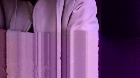 moonflamek online show from February 2026 12:49:01 AM