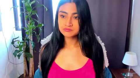 Snapshot of moonie_baddie31 chatting on September 2025 07:39:02 PM moonie_baddie31 online show from September 2025 07:39:02 PM