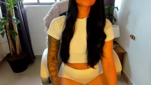 Snapshot of moonie_baddie31 chatting on September 2025 06:13:01 PM moonie_baddie31 online show from September 2025 06:13:01 PM