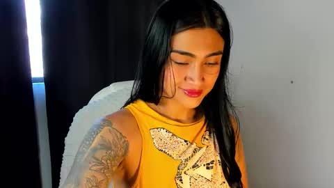 Snapshot of moonie_baddie31 chatting on October 2025 08:57:01 PM moonie_baddie31 online show from October 2025 08:57:01 PM