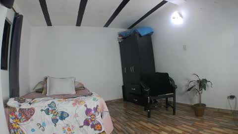 Snapshot of moonie_baddie31 chatting on February 2026 03:15:01 AM moonie_baddie31 online show from February 2026 03:15:01 AM