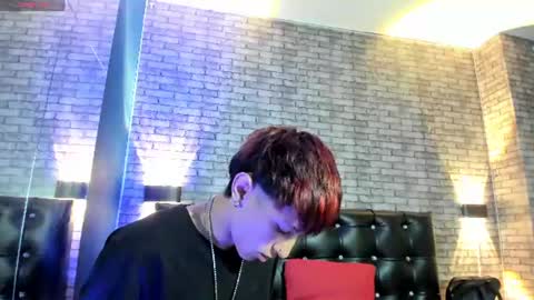 MoonKissedBoy online show from July 2026 01:51:01 PM