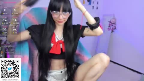 Snapshot of moonlady_ chatting on September 2025 02:13:01 AM MOON online show from September 2025 02:13:01 AM