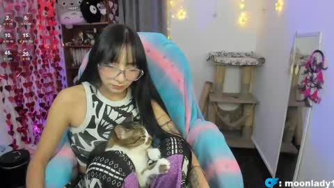 MOON  online show from April 2026 01:25:01 AM