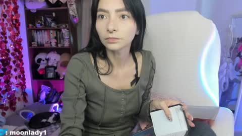 MOON  online show from July 2026 10:01:02 PM