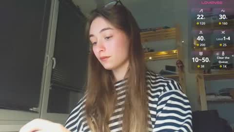 Snapshot of moonlight__lovers chatting on November 2025 08:57:01 PM Dana online show from November 2025 08:57:01 PM