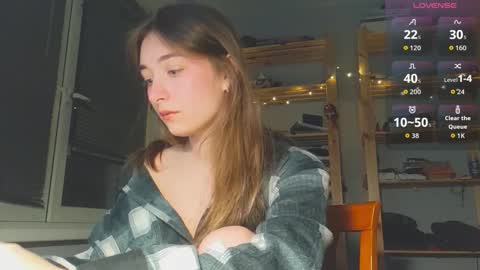 Snapshot of moonlight__lovers chatting on December 2025 04:39:02 AM Dana online show from December 2025 04:39:02 AM