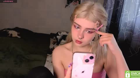 Im Grace 3 online show from April 2026 12:21:02 PM