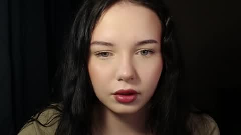 moonlightpoison online show from May 2026 02:30:01 AM