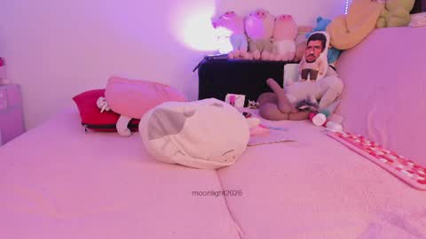 moonliight__ online show from July 2026 07:39:01 PM